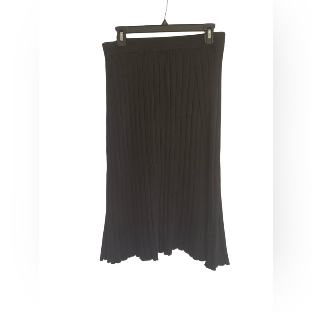 Rachel Roy Elegant Black Pleated Skirt Size Medium